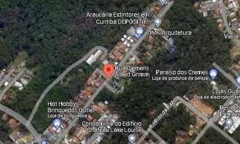 Imagem 4: Sobrado em rua sem saída no Santa Cândida