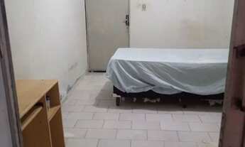 Imagem: Alugo quarto e kitnet apartir de 600