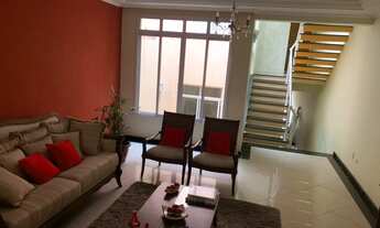 Imagem 2: LINDO SOBRADO PRÓXIMO AO SHOPPING ABC!