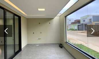 Imagem 2: Excelente sobrado moderno, alto padrão 4Q 215m de área construída QE 54 GUARÁ II