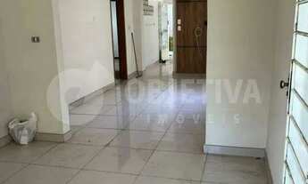 Imagem 3: Casa para aluguel, 3 quartos, 1 suíte, 5 vagas, MARTINS - UBERLANDIA/MG