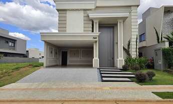 Imagem: Lindo sobrado estilo neoclássico no condomínio