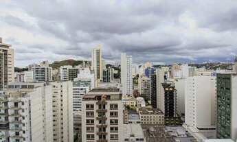 Imagem 4: Studio planejado e com vista livre no Centro para venda e locação