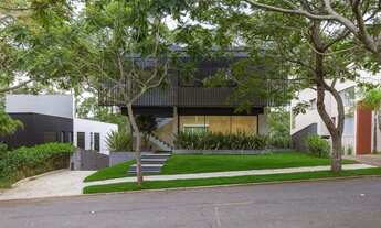 Imagem 3: Casa de Condomínio com 4 Quartos e 7 banheiros para Alugar, 480 m²