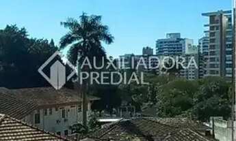 Imagem 4: Imóvel para venda possui 75 metros quadrados com 2 quartos em Centro - Florianópolis - SC