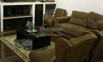 Imagem 3: Casa Sobrado no Bairro santos Dumont com 05 dormitórios e área de lazer com piscina