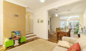 Imagem 5: Casa Triplex 370m² , 4 Quartos, 2 Suítes, 5 Banheiros, Lavabo, 3 Vagas. Pilarzinho