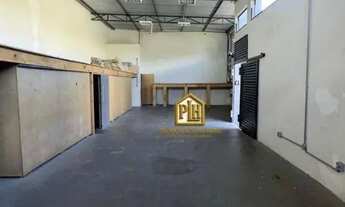 Imagem: Galpão à venda, 200 m² por R$ 799.000,00