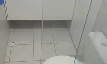 Imagem 5: Casa duplex em condomínio, composta no 1º pavimento por sala ampla com dois ambientes, lav