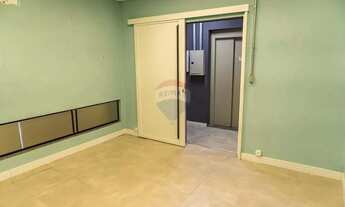 Imagem 7: Prédio Comercial Amplo em São José dos Campos para LOCAÇÃO, Jardim Esplanada