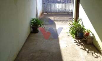 Imagem 7: Terreno Amplo com Casa em Alvenaria no Jardim Keli Cristina Oportunidade Imperdível