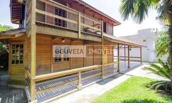 Imagem 2: Casa Duplex com 3 Dormitórios, 1.700 m², aluguel de R$ 13.000 + Taxas - Santa Felicidade