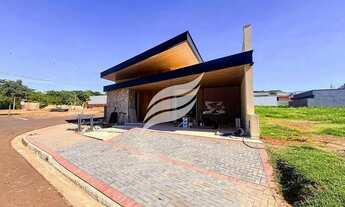 Imagem: Casa 03 suítes com piscina à venda no