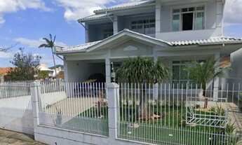 Imagem: CASA À VENDA NA PRAIA DE FORA EM PALHOÇA/SC