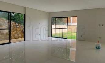 Imagem 2: Casa de condomínio sobrado para venda possui 330 metros quadrados com 4 quartos