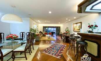 Imagem: Espaçoso apartamento com 4 dormitórios