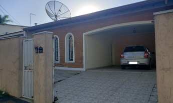 Imagem 2: Térrea com edícula e excelente entorno comercial