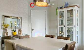 Imagem 4: Apartamento com móveis sofisticados e com ótima vista do centro da cidade - Residencial To