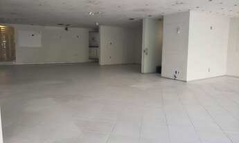 Imagem 5: Ponto comercial na Av. Paulo VI medindo 480 metros quadrados em Pituba