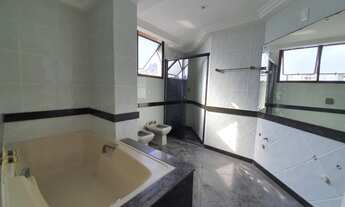 Imagem 4: Amplo apartamento com 3 suites e 02 vgs de garagem - Centro - Florianópolis - SC