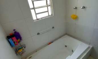 Imagem 4: Casa Estilo Colonial 500m2 área construida ou parte do terreno com 410m2