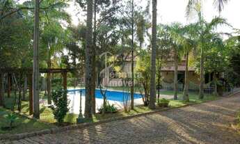 Imagem 3: Chácara para venda com 42.000m², 4 suítes, piscina, quiosque, bosque, pomar, sala de jogos