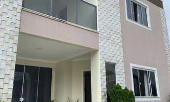 Imagem 2: Casa de 2 andares, finamente mobiliada, com um amplo terreno em Meia Praia