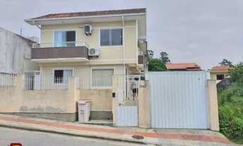 Imagem: Casa à venda de 02 quartos próximo ao