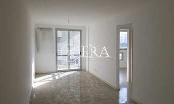 Imagem 4: Praça Seca- Rua Florianópolis- Apartamento, varanda, 2 quartos, suíte, total infra estrutu