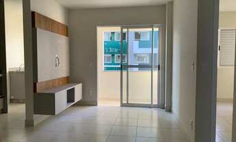 Imagem 2: Apartamento para venda com 65 metros quadrados com 2 quartos em Centro - Criciúma - SC