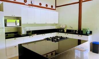 Imagem 6: Casa de condomínio para venda tem 500 metros quadrados com 6 quartos