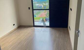 Imagem 2: Casa de condomínio para venda tem 181 metros quadrados com 3 quartos