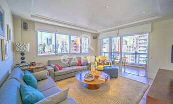 Imagem 4: Apartamento reformado à venda em Pinheiros. Com 4 dormitórios, 3 suítes, 4 vagas e lazer c