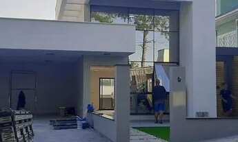 Imagem 2: Casa para Venda em Palhoça, PEDRA BRANCA, 3 dormitórios, 1 suíte, 2 banheiros, 1 vaga