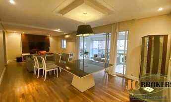 Imagem 2: Apartamento com 204m², 3 suítes, 3 vagas