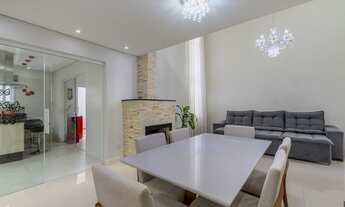 Imagem 4: Sobrado para venda tem 250 metros quadrados com 4 quartos em Atuba - Curitiba - PR