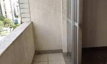 Imagem 7: Quartos Individuais no centro e funcionários