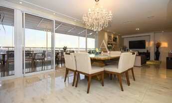 Imagem 4: Cobertura Duplex com piscina no Morumbi com pôr do sol incrível!