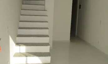 Imagem 2: Jardim Alvorada, Nova Iguaçu. Casa com 2 Quartos senco 1 com sacada, 2 Banheiros e Garagem