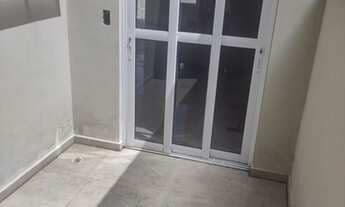 Imagem 6: Semi nova, em bom acabamento