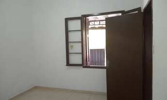 Imagem 3: Linda casa no rainha , individual próx a garagem da Benfica