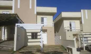 Imagem: Casa com 03 dormitórios na Granja Viana