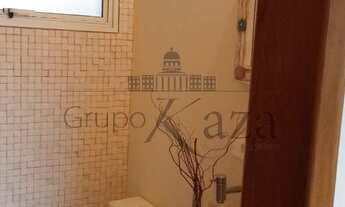 Imagem 5: Sobrado - Urbanova - Floradas do Paratehy - 04Dorms - 270m² - Quintal