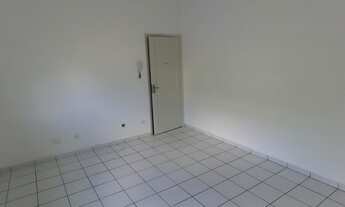 Imagem 2: Apartamento para aluguel tem 77 m² com 2 quartos no Jardim Primavera