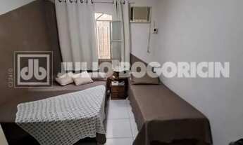 Imagem 7: Casa em Condomínio : Duplex / Residencial / Taquara 4QUARTOS/2SALAS/2BANHEIROS/ARIA GORMER