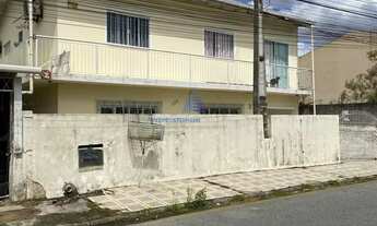 Imagem 3: Prédio Residencial com 4 apartamentos, faturamento R$ 7 mil mensal, TROCO POR CARROS em Fl