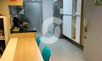 Imagem 4: Vendo apartamento com excelente Planta, junto ao Polo Gastronômico. Sol da manhã, varanda