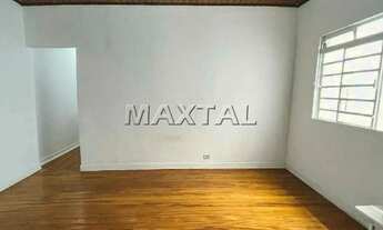 Imagem 7: Terreno comercial com 280 metros de área total, para construção de prédios médios.