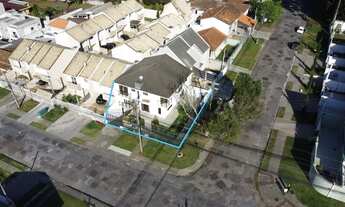 Imagem 2: ALTA QUALIDADE CONSTRUTIVA, 5 DORMS (2 SUÍTES), 6 VAGAS, SITUADO NAS PROXIMIDADES DO BAIRR