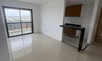 Imagem 2: VF49AN - Apartamento com 3 suítes, duas com um banheiro reversível, Sala com Sacada - Pedr